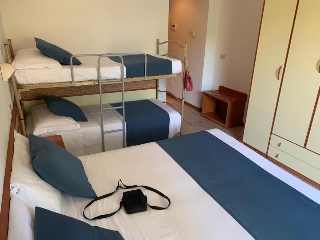 Hotel B&B Des Bains Milano Marittima Exterior photo