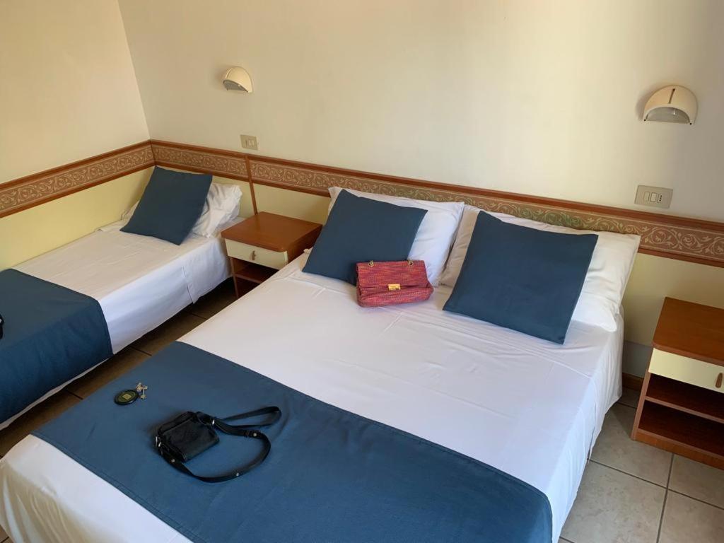Hotel B&B Des Bains Milano Marittima Exterior photo